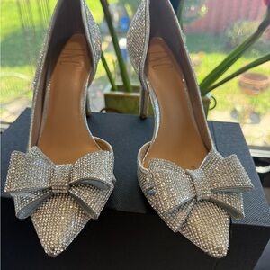 INC International Concepts Silver Crystal Bows Heels